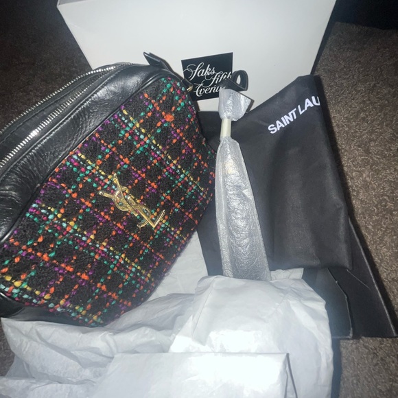 Saint Laurent 2021 Monogram Matelasse Lou Camera Bag***YSL Crossbody Bag*** - Picture 8 of 8